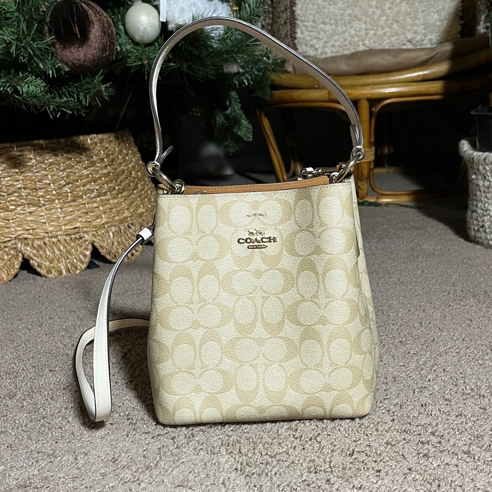 Cream Coach Bucket Bag